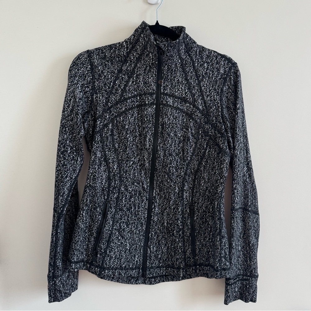 Lululemon Define Jacket - Black and White Zip-Up
